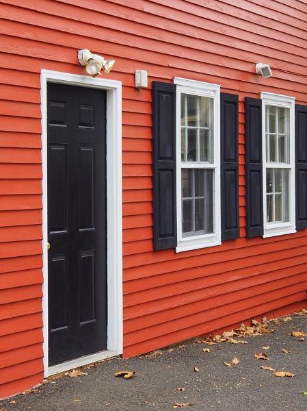 Cost of Red Vinyl Siding Installation in Dallas