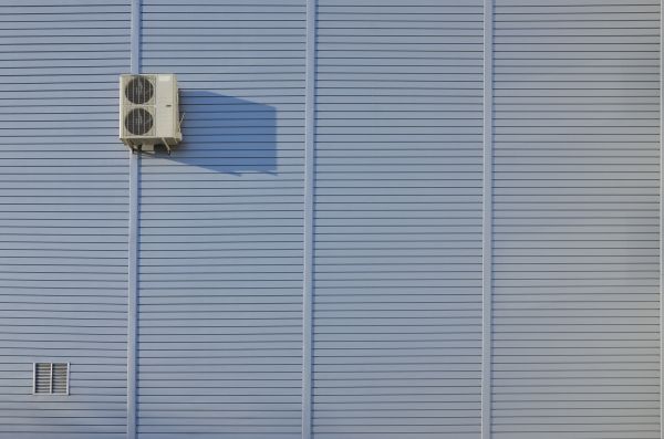 Cost of Flat Metal Siding Installation in Dallas